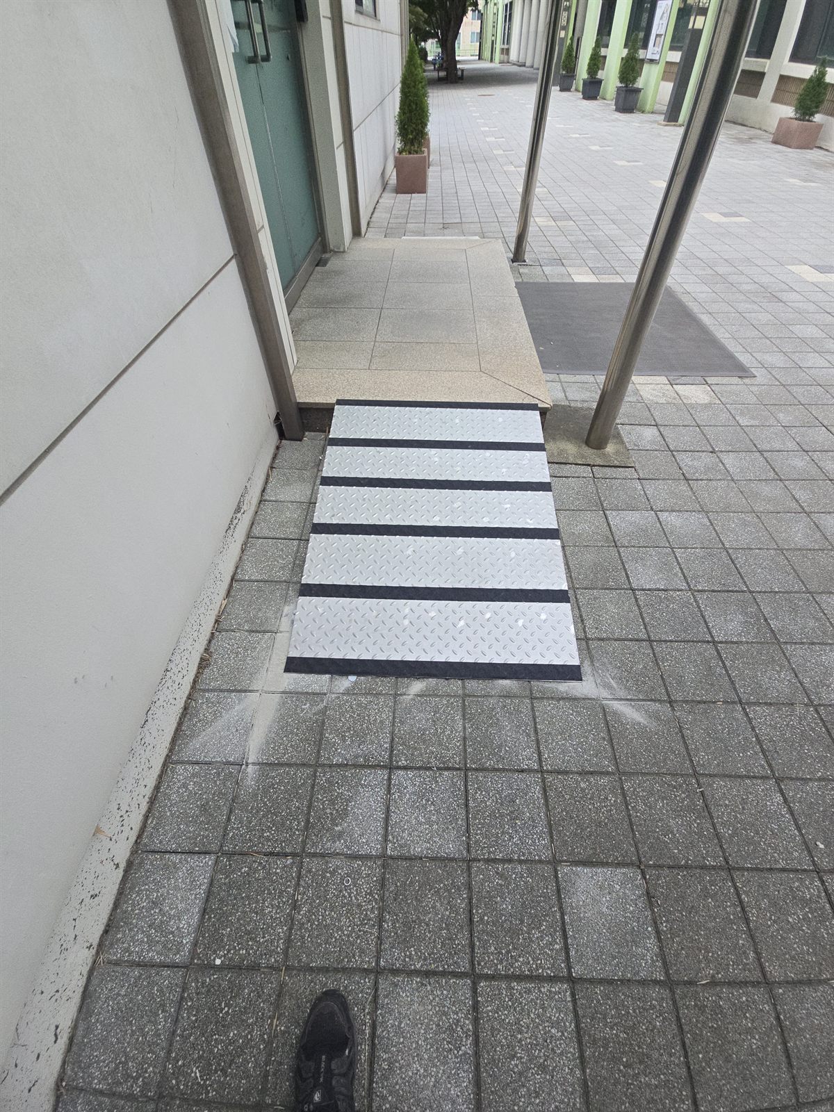 장애인 경사로 시공 사진